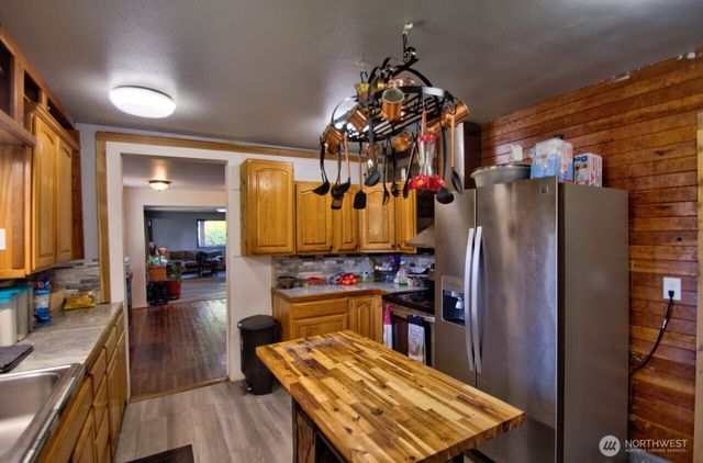 715 Copalis Beach Road, Copalis Beach, WA 98535