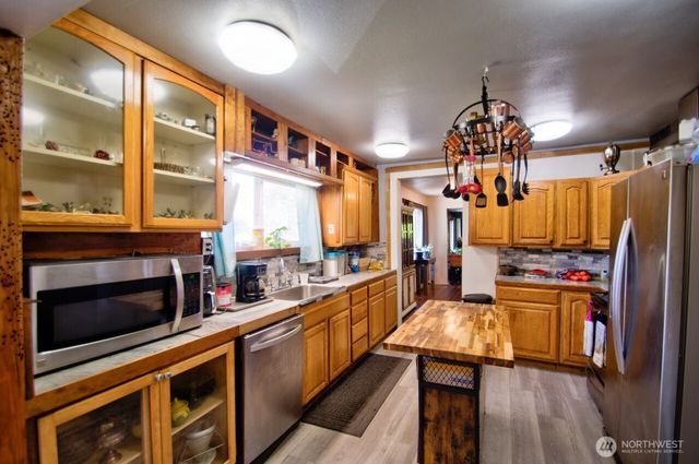 715 Copalis Beach Road, Copalis Beach, WA 98535