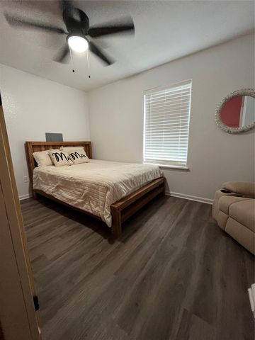 210 S Colbert Street, Dayton, TX 77535