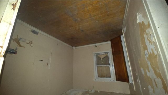 235 W 104th Street, Chicago, IL 60628