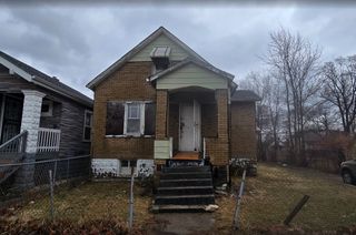 235 W 104th Street, Chicago, IL 60628