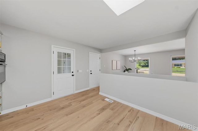 1344 Palm Ridge Court, St Louis, MO 63146