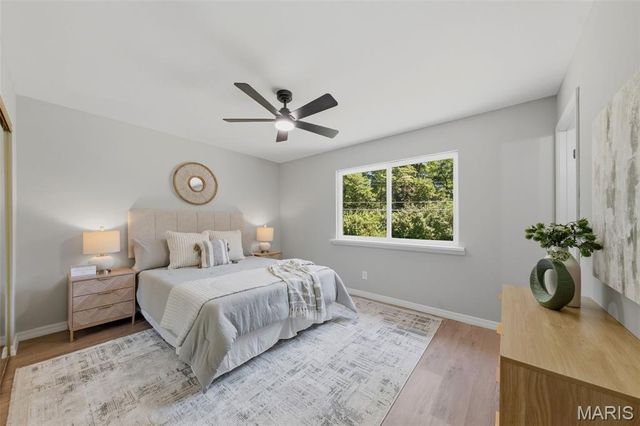 1344 Palm Ridge Court, St Louis, MO 63146