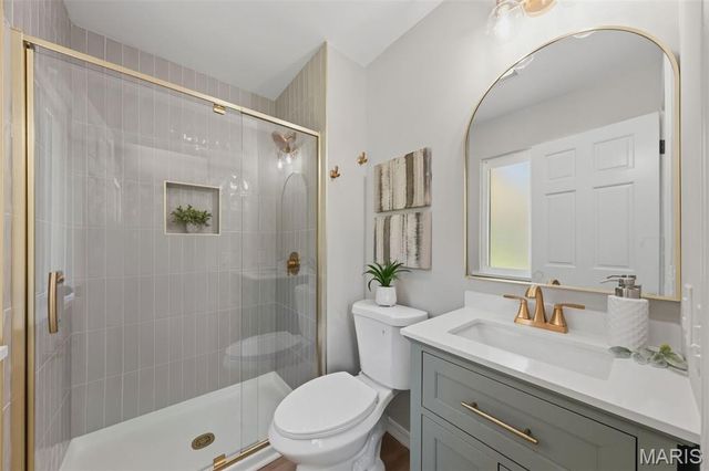 1344 Palm Ridge Court, St Louis, MO 63146
