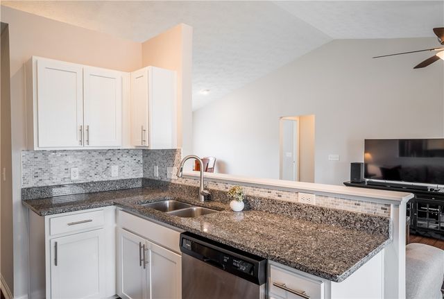 4182 Spicebush Drive, Tipp City, OH 45371