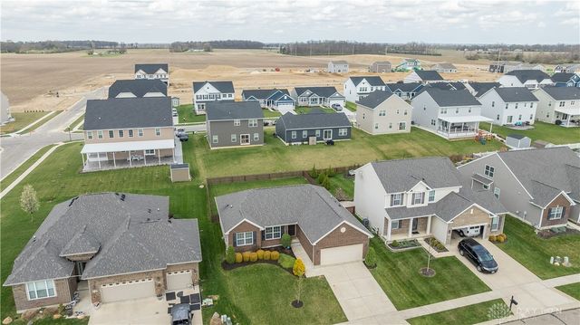 4182 Spicebush Drive, Tipp City, OH 45371