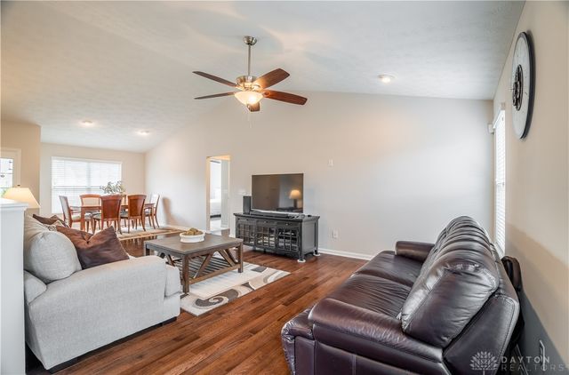 4182 Spicebush Drive, Tipp City, OH 45371