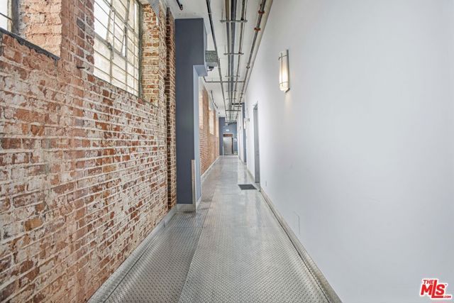 652 Mateo Street 102, Los Angeles, CA 90021