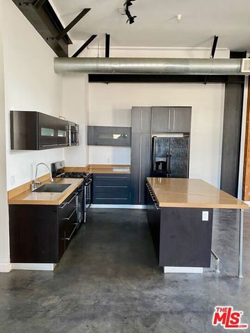 652 Mateo Street 102, Los Angeles, CA 90021