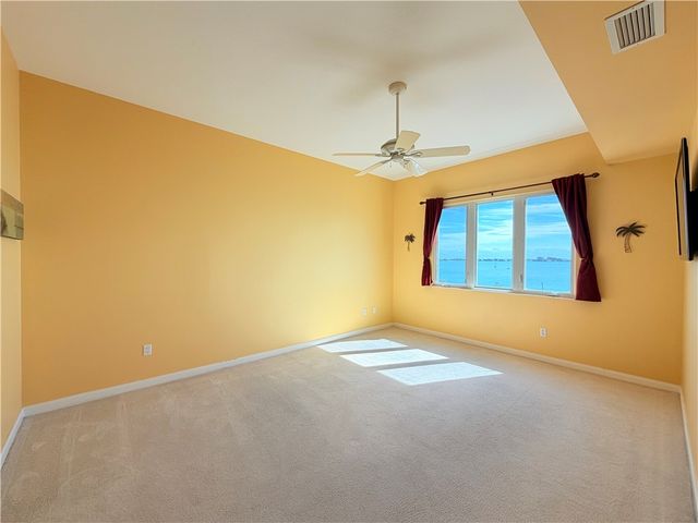 29 Harbour Isle Drive PH-01, Hutchinson Island, FL 34949