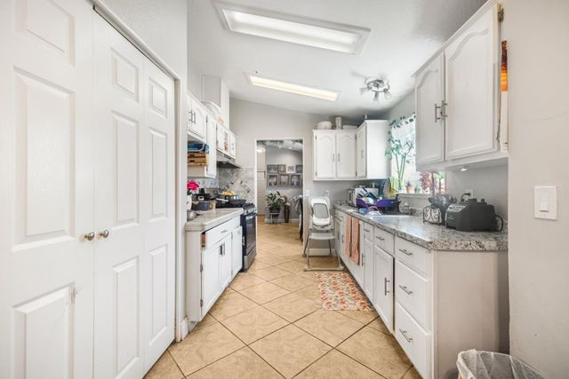 704 Garner Avenue 46, Salinas, CA 93905