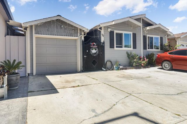 704 Garner Avenue 46, Salinas, CA 93905