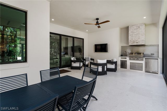 167 9th ST SW, Naples, FL 34117