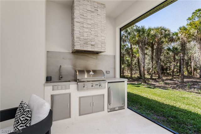 167 9th ST SW, Naples, FL 34117