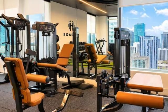 121 NE 5th St 3203, Miami, FL 33132