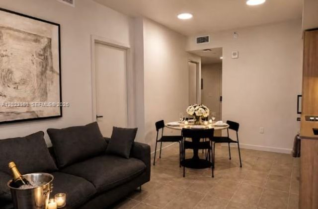 121 NE 5th St 3203, Miami, FL 33132