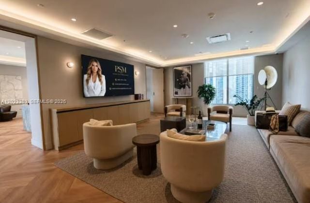 121 NE 5th St 3203, Miami, FL 33132