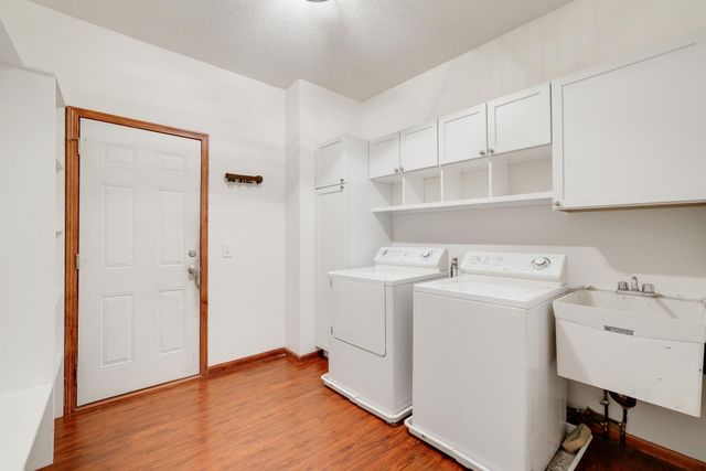 7018 15th Street N, Oakdale, MN 55128