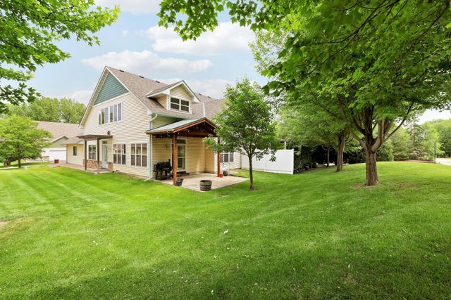 7018 15th Street N, Oakdale, MN 55128
