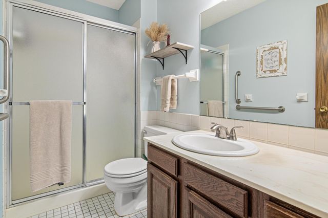 13401 Pepperwood Circle, Minnetonka, MN 55305