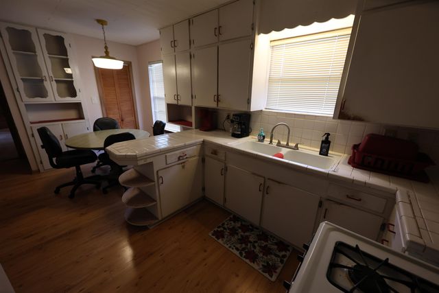 6302 OLSON, Out Of Area, TX 77505