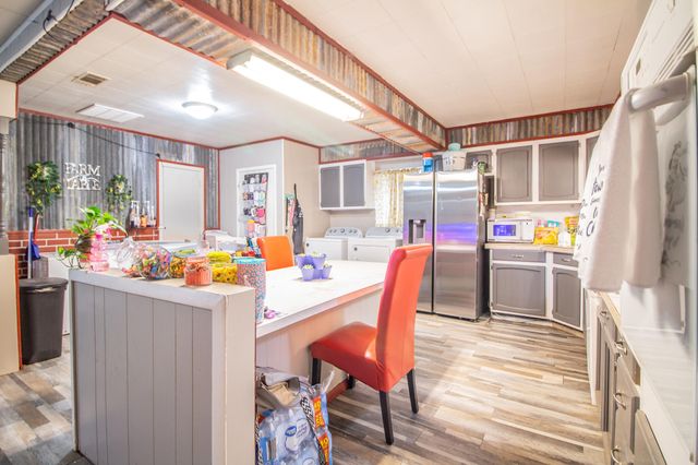 2312 N 4th Street, Tahoka, TX 79373