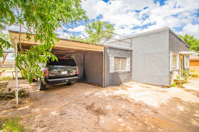 2312 N 4th Street, Tahoka, TX 79373