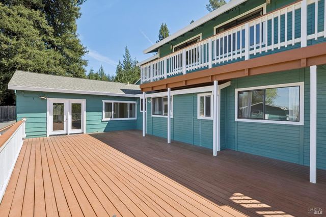 11740 Occidental Rd, Sebastopol, CA 95472