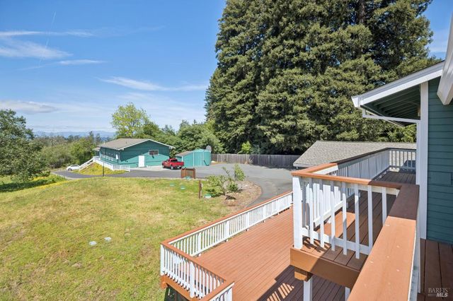 11740 Occidental Rd, Sebastopol, CA 95472