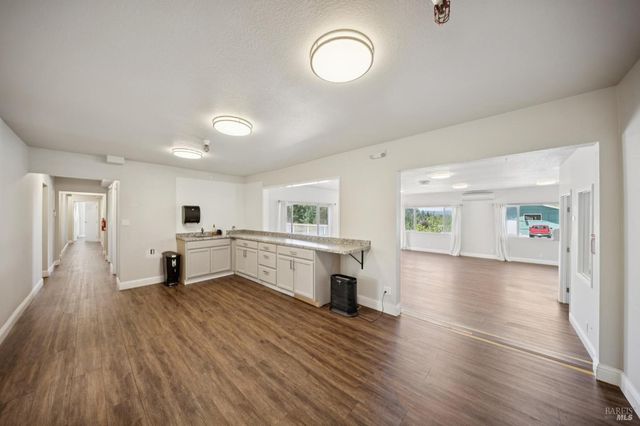 11740 Occidental Rd, Sebastopol, CA 95472