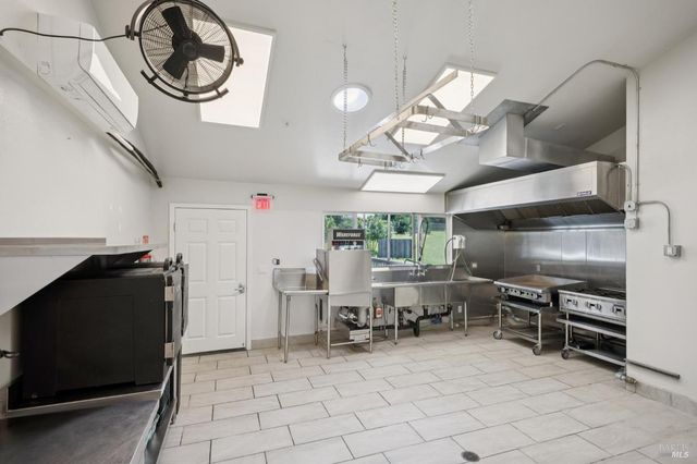 11740 Occidental Rd, Sebastopol, CA 95472