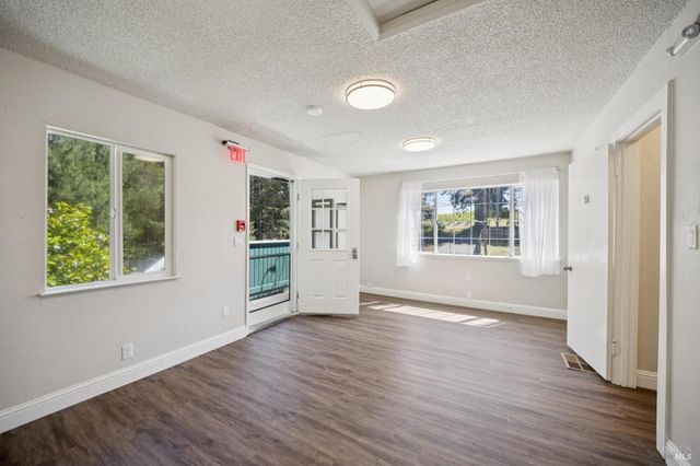 11740 Occidental Rd, Sebastopol, CA 95472