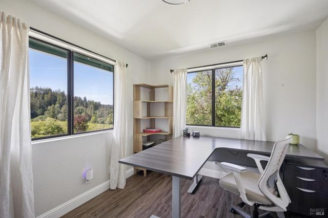 11740 Occidental Rd, Sebastopol, CA 95472