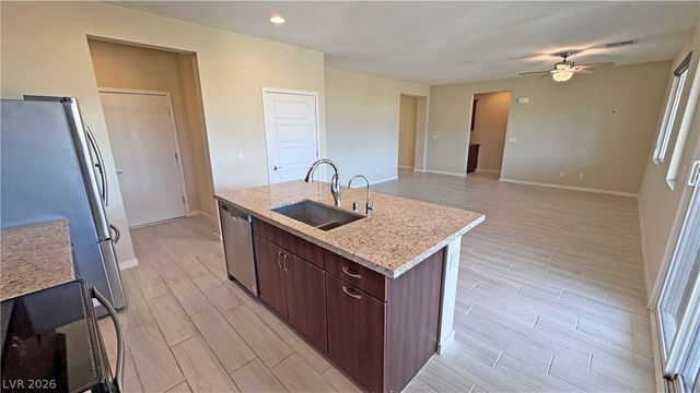 4882 East Beacon Ridge Drive, Pahrump, NV 89061