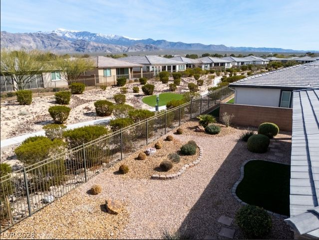 4882 East Beacon Ridge Drive, Pahrump, NV 89061