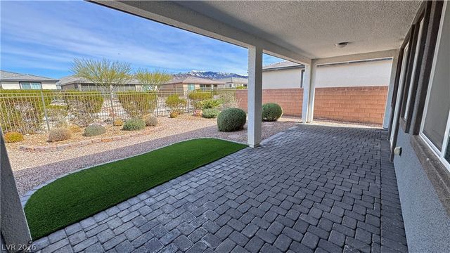 4882 East Beacon Ridge Drive, Pahrump, NV 89061