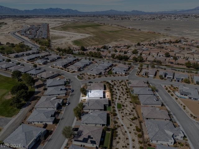 4882 East Beacon Ridge Drive, Pahrump, NV 89061