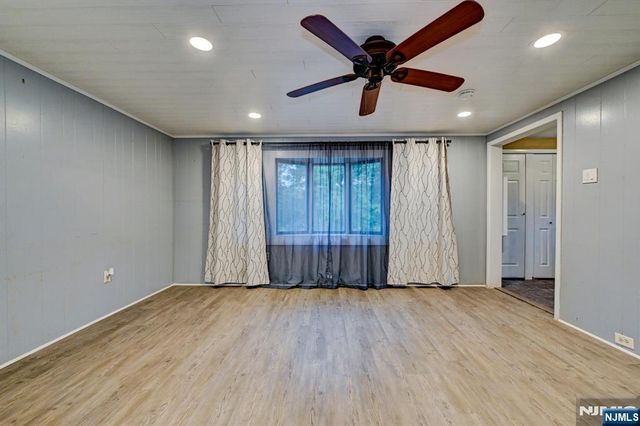 89 Tintle Avenue, West Milford, NJ 07480