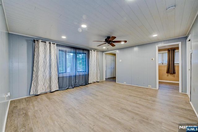 89 Tintle Avenue, West Milford, NJ 07480