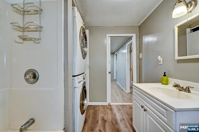 89 Tintle Avenue, West Milford, NJ 07480