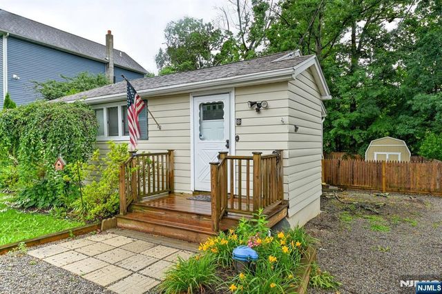 89 Tintle Avenue, West Milford, NJ 07480