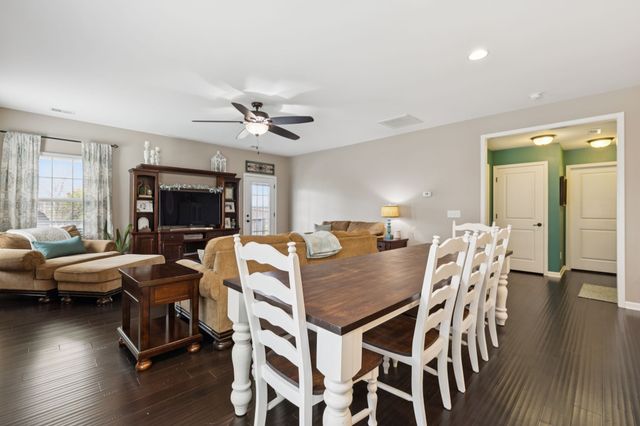 2608 Bluffton Ln, Columbia, TN 38401