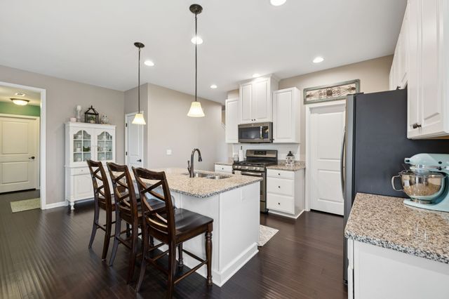 2608 Bluffton Ln, Columbia, TN 38401