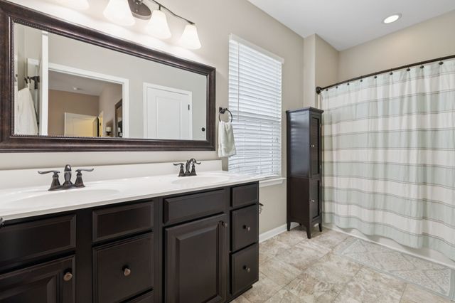 2608 Bluffton Ln, Columbia, TN 38401