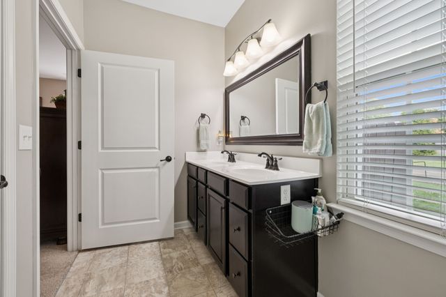 2608 Bluffton Ln, Columbia, TN 38401