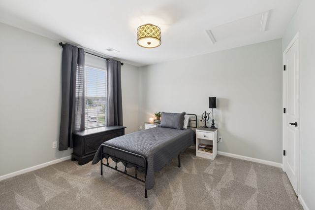 2608 Bluffton Ln, Columbia, TN 38401