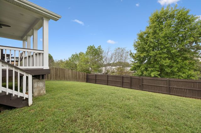 2608 Bluffton Ln, Columbia, TN 38401