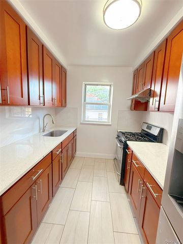 200-21 39 Ave, Bayside, NY 11361