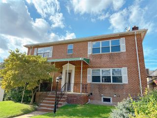 200-21 39 Ave, Bayside, NY 11361