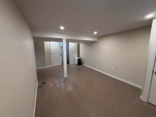 150 W Jersey Street SF, Dedham, MA 02026